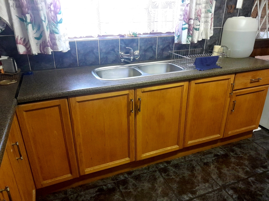 3 Bedroom Property for Sale in Albertinia Western Cape